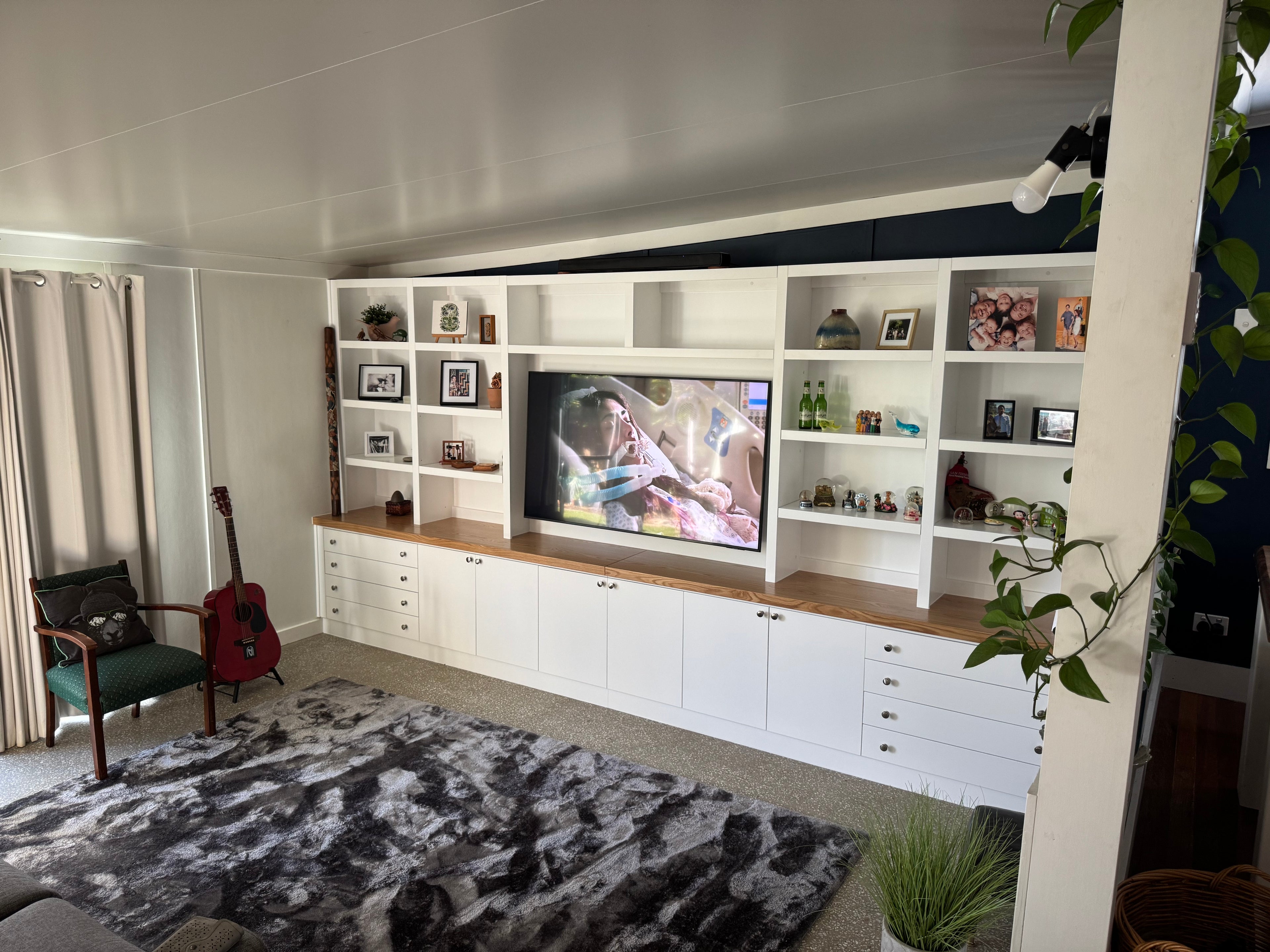 Modern Flat Panels