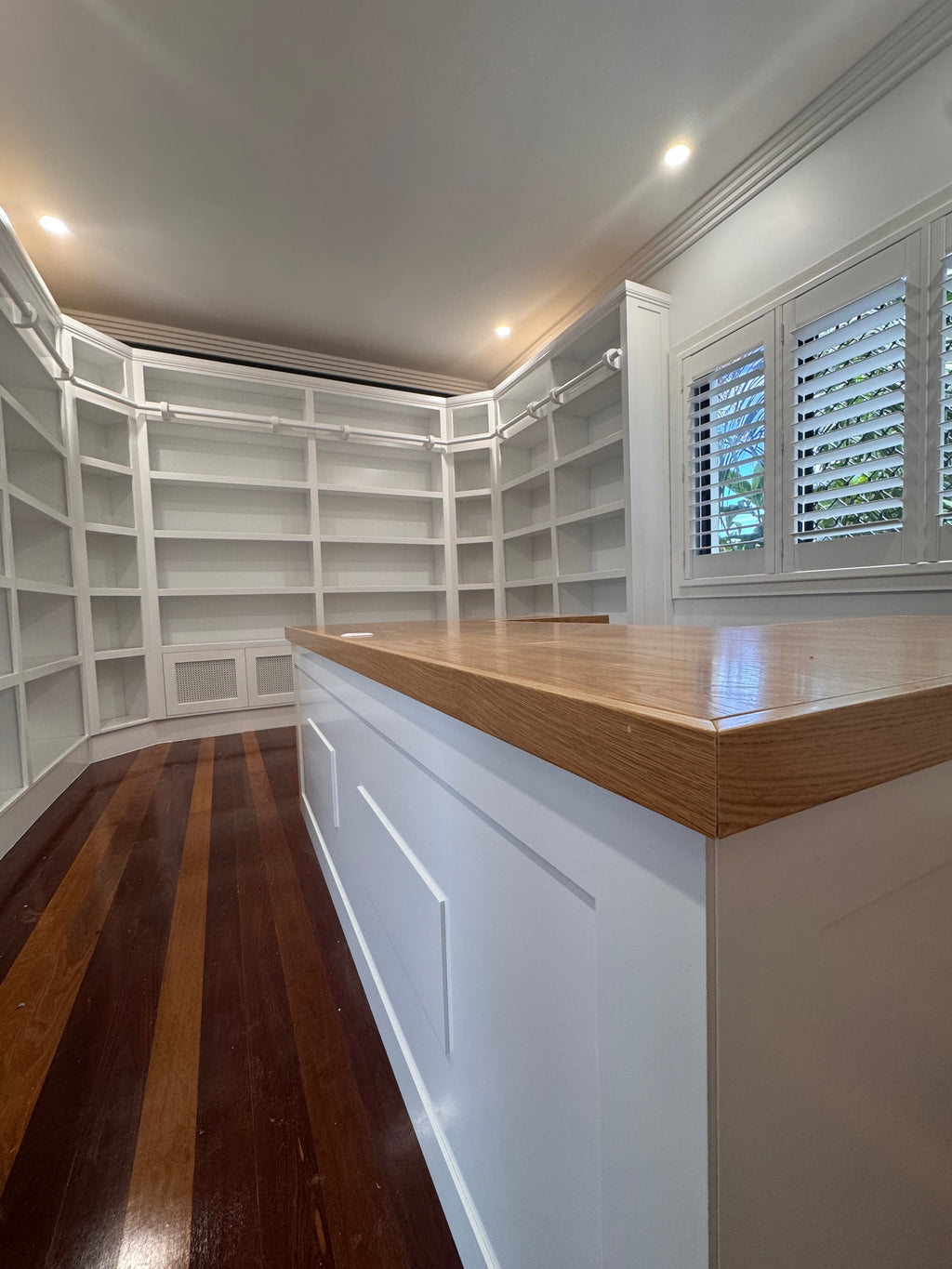 Full Home Office/ Study