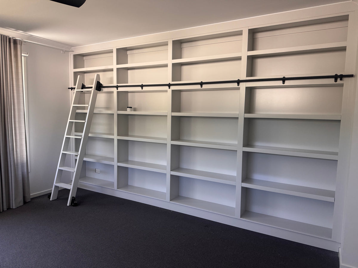 Sliding Ladder/Bookcase