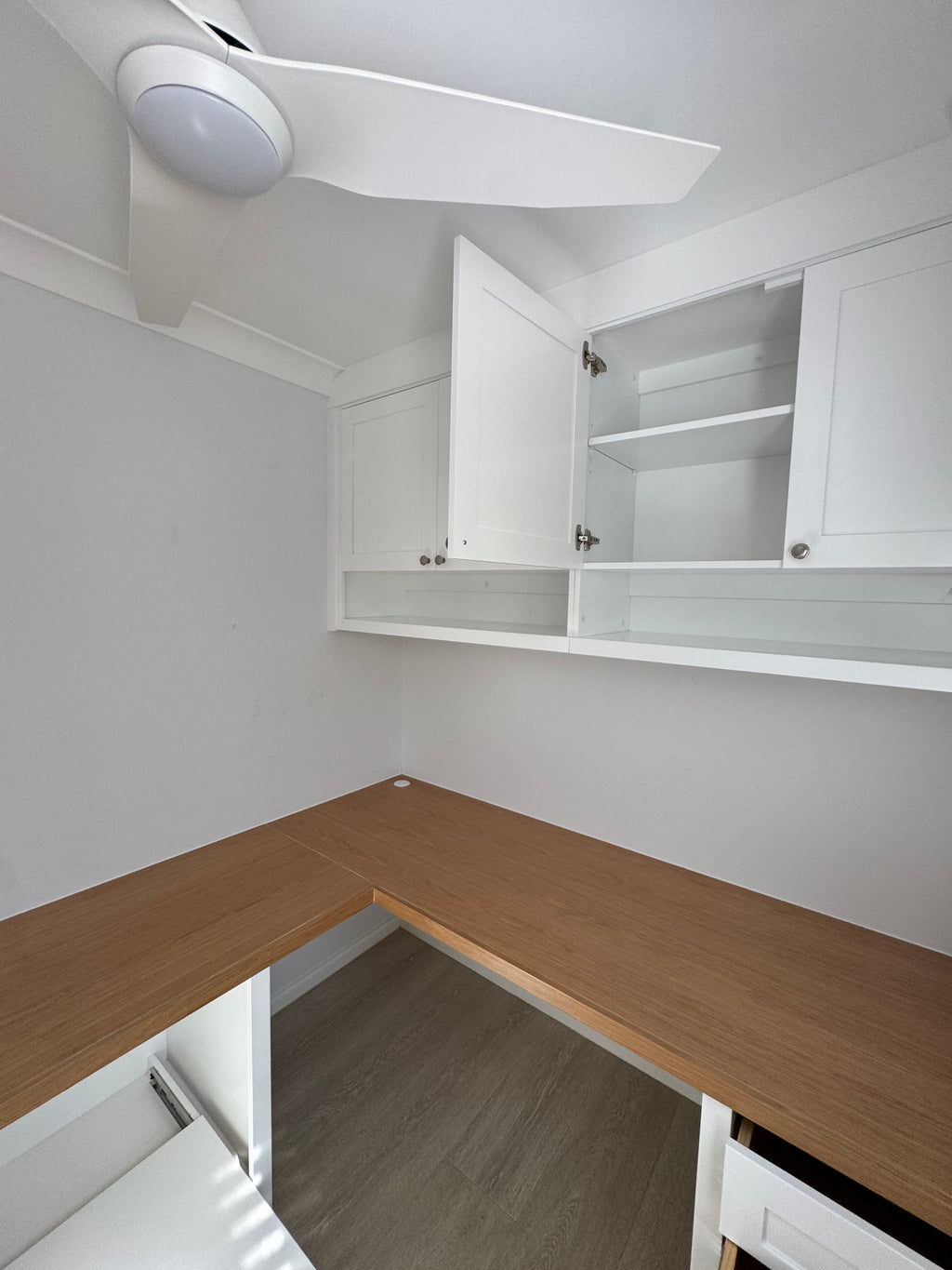 Corner Desk Study