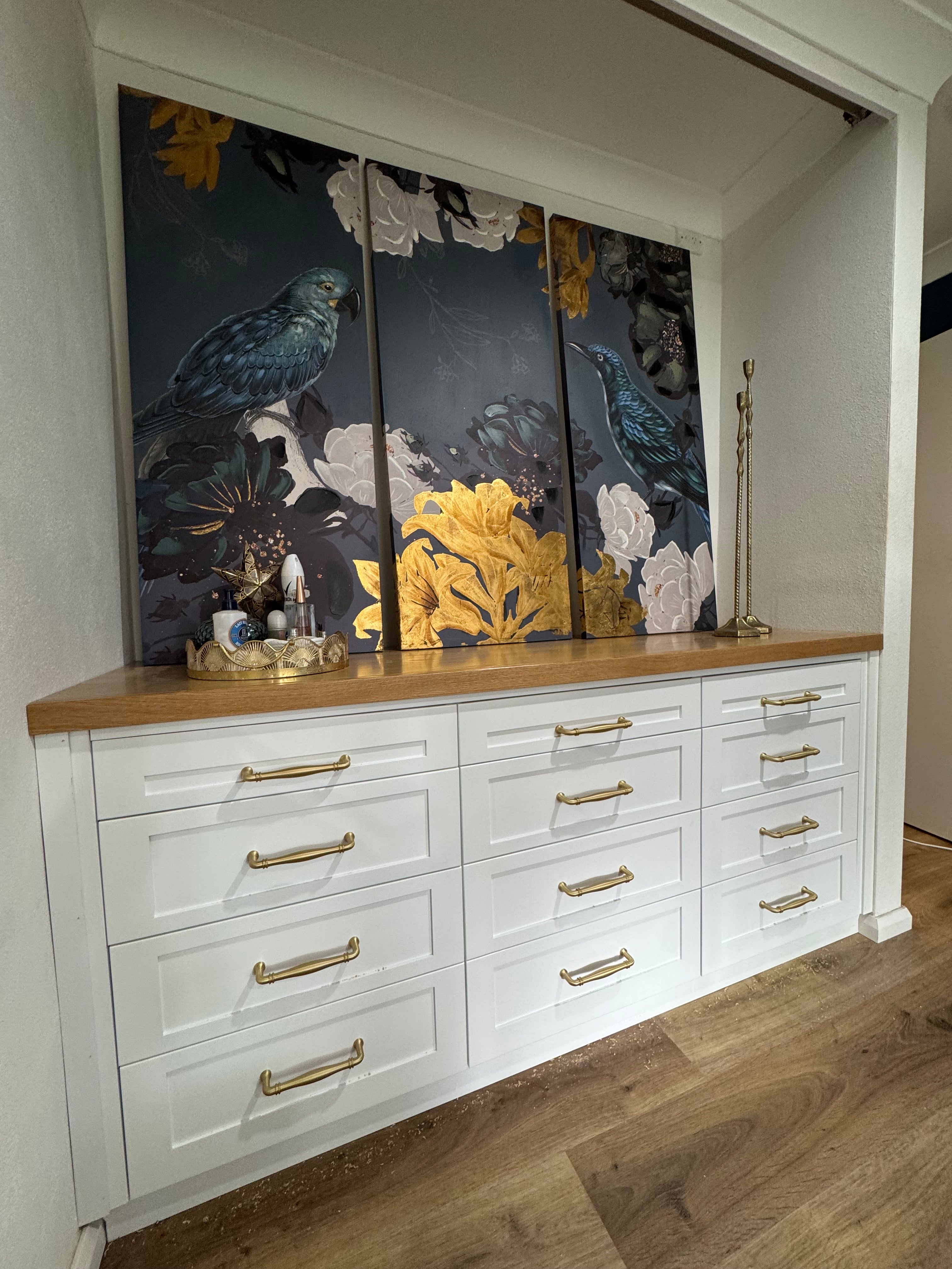 Inbuilt Dressers