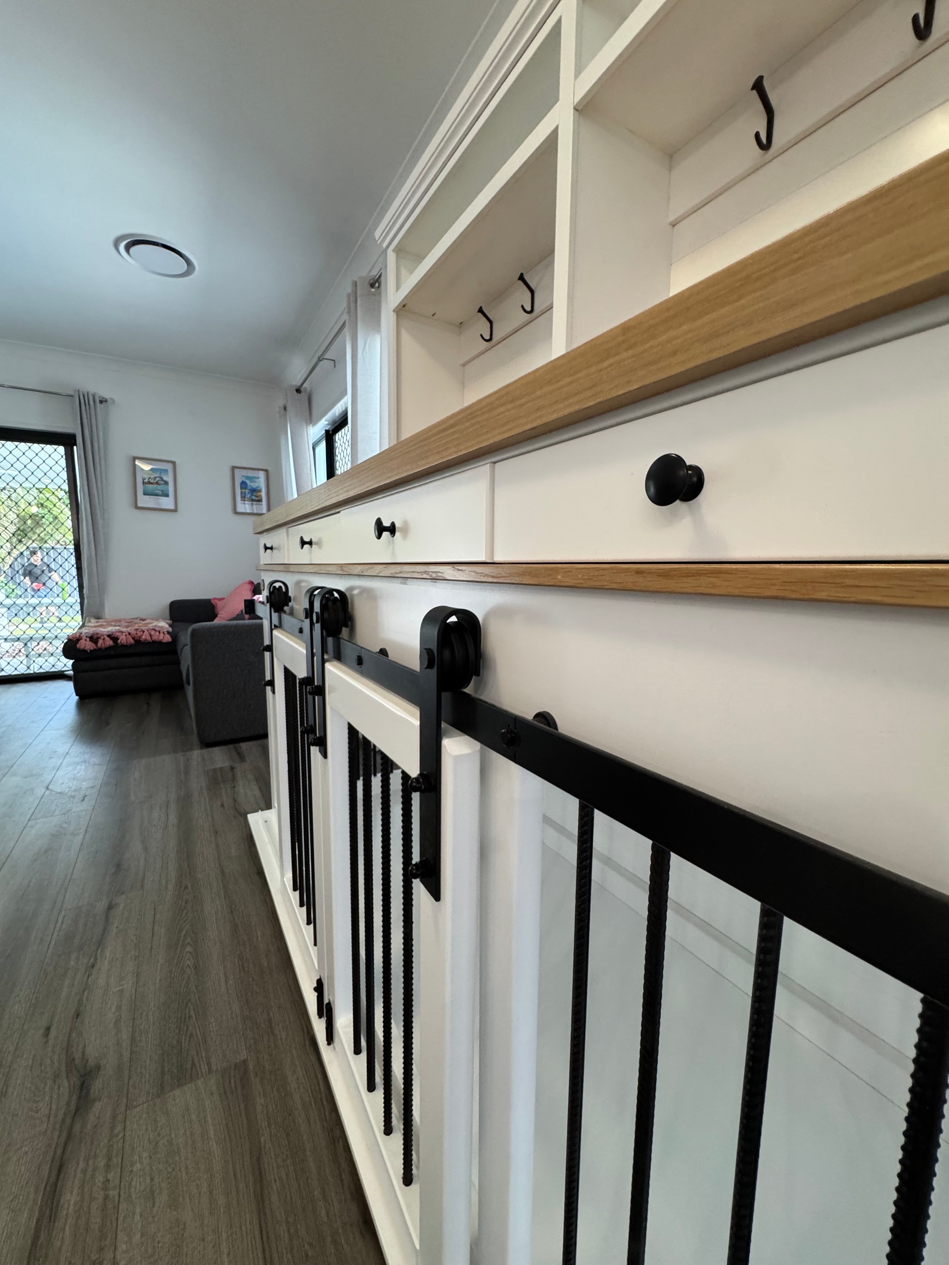 Double Door/Draws/Hutch Combination
