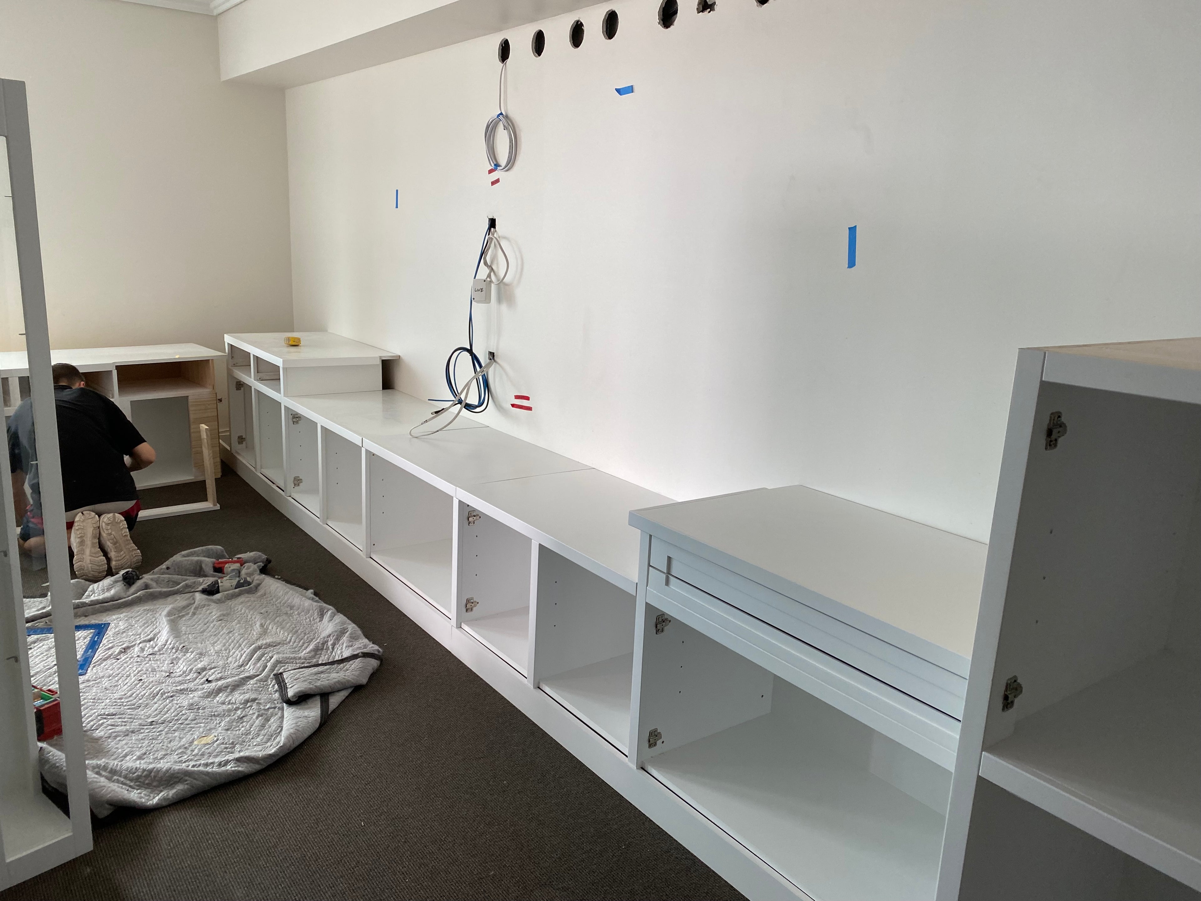 Corner units