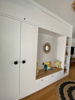 Custom entrance Mudroom unit
