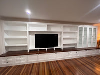 Six and a half metre wall unit